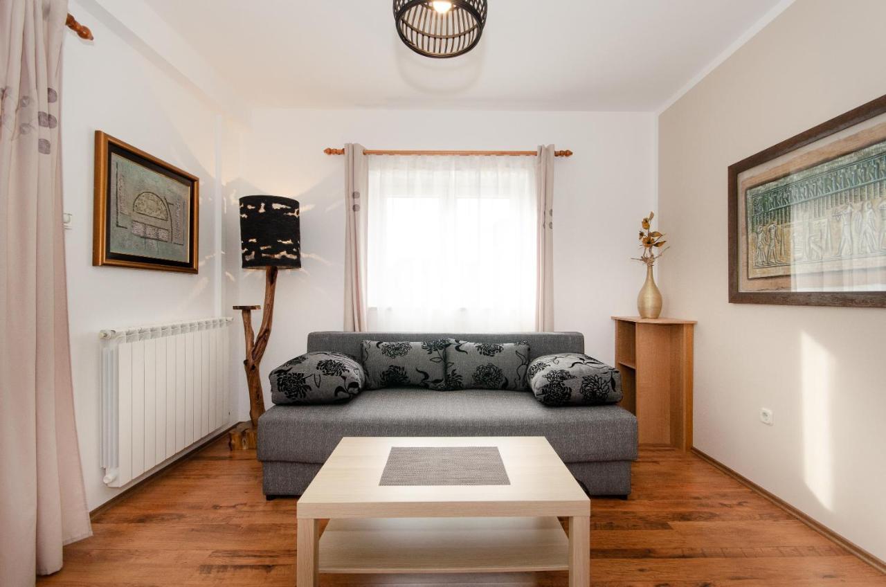 Apartments Villa Amfora Rovinj Exterior photo