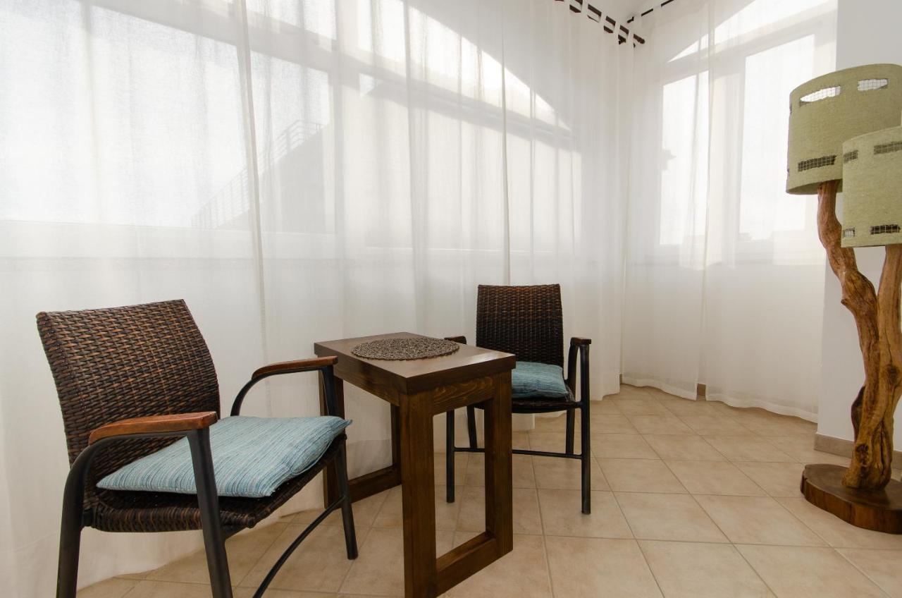 Apartments Villa Amfora Rovinj Exterior photo