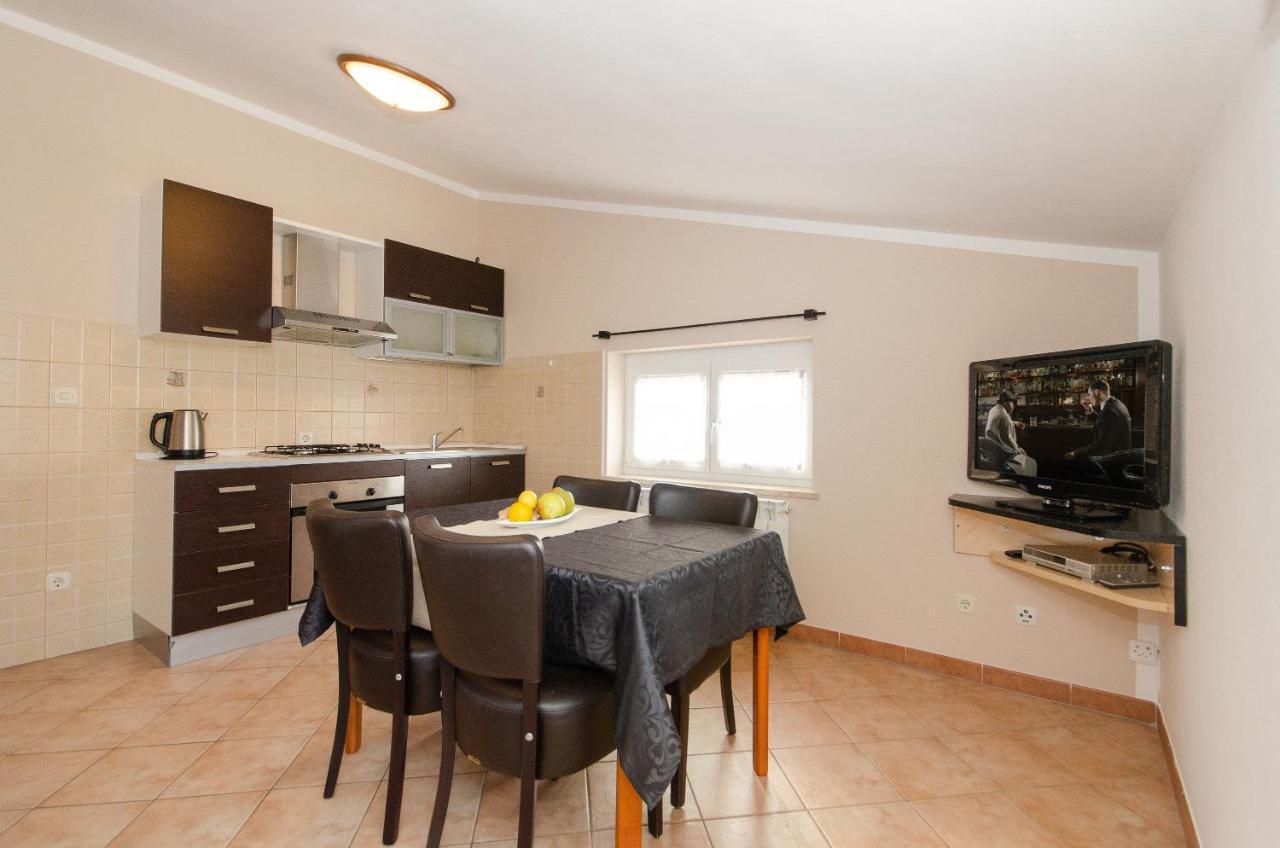 Apartments Villa Amfora Rovinj Exterior photo